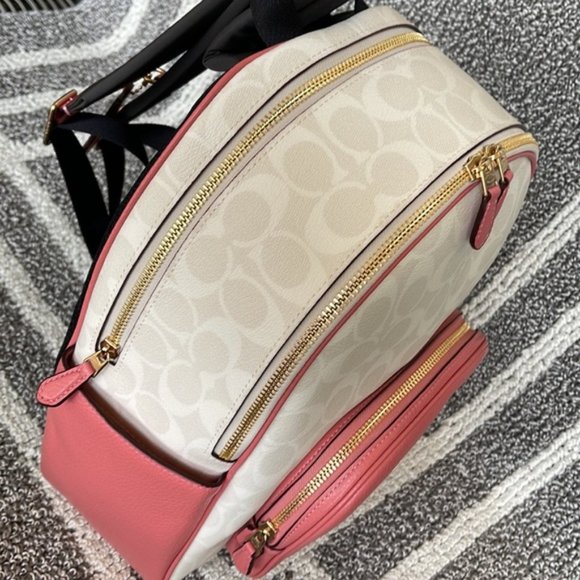 Coach 5671 Court Backpack In Signature Canvas Chalk / Taffy - Picture 4 of 16